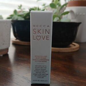 BECCA Skin Love Brighten & Blur Primer - White with Rose Gold Text